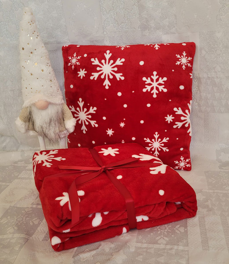 Červená vánoční deka a polštář