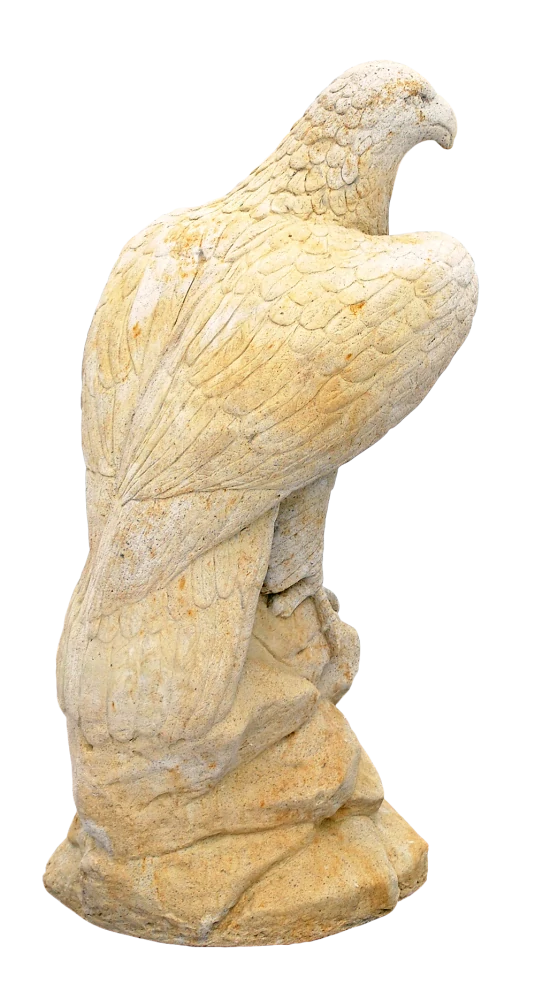 Socha orla z umělého pískovce