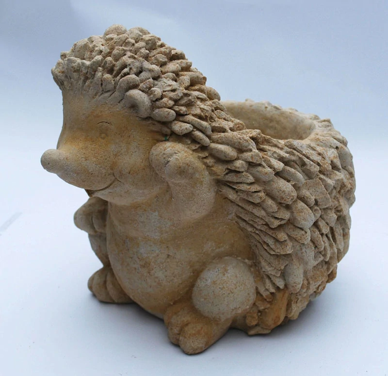 Ježek s květináčem 10,5kg