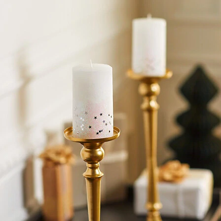 Třpytivá válcová svíčka 7 x 12 cm bílá