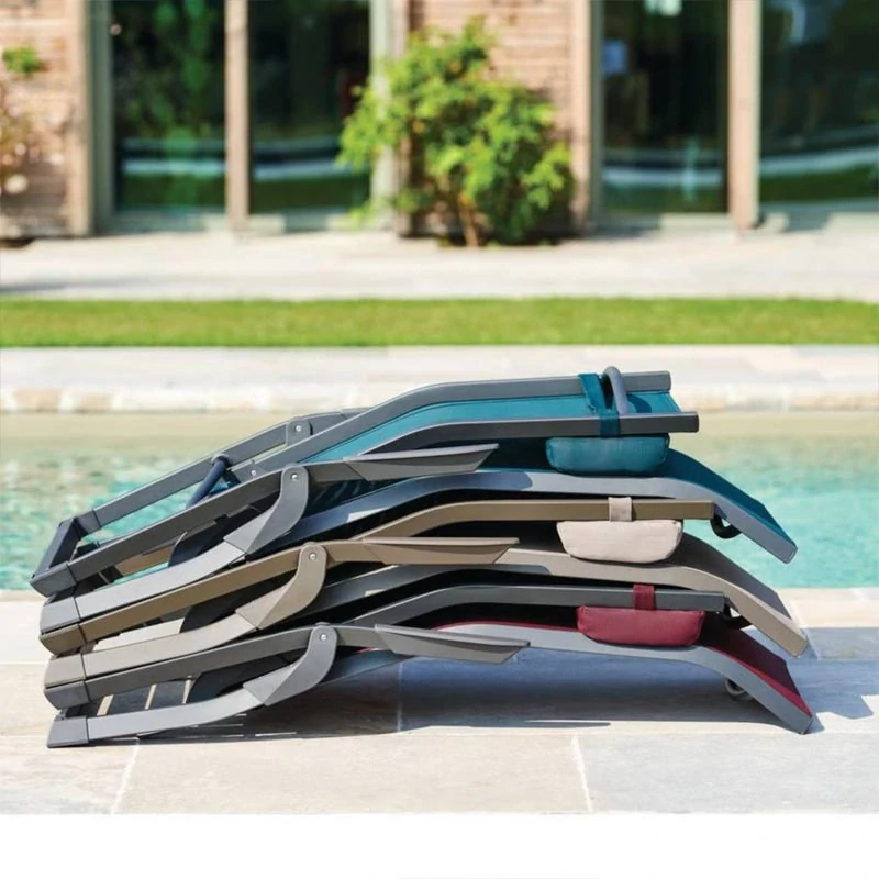 Relaxační hliníkové lehátko Decima laurel green